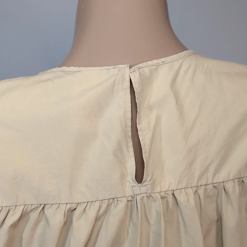 H&M Cream Ruffle Detail Blouse Womens Size Small Long Sleeve Smocked Cuffs - Picture 9 of 15